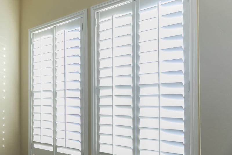 Shutter Reattachment in Kansas City, KS